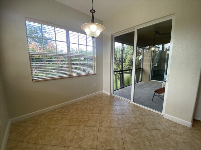 Building Photo - 8203 NW 128th Ln