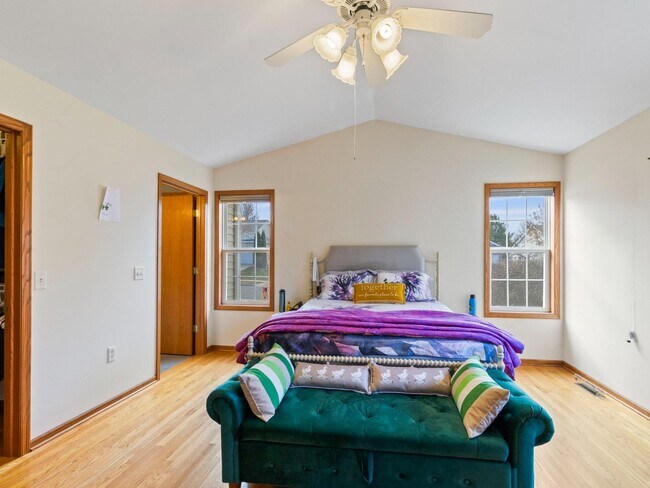 Building Photo - 6306 Vicksburg Rd