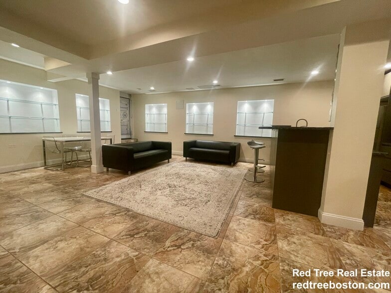 Building Photo - 25 St Marys Ct