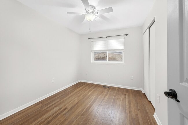 Building Photo - 17343 Pershing Ave