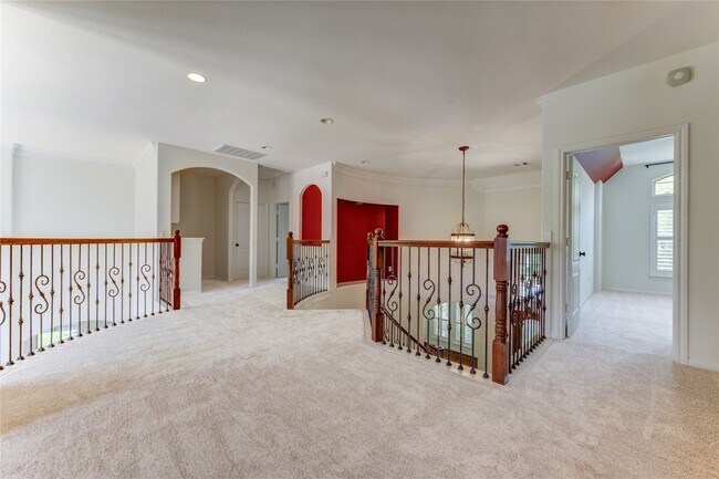 Building Photo - 1335 Altavilla Ln