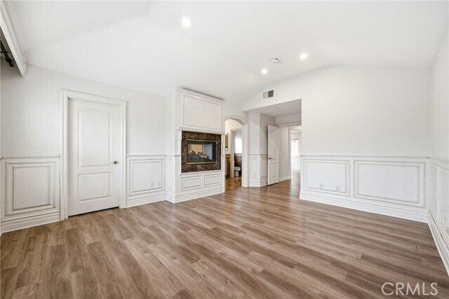 Building Photo - 8082 Centerstone Dr