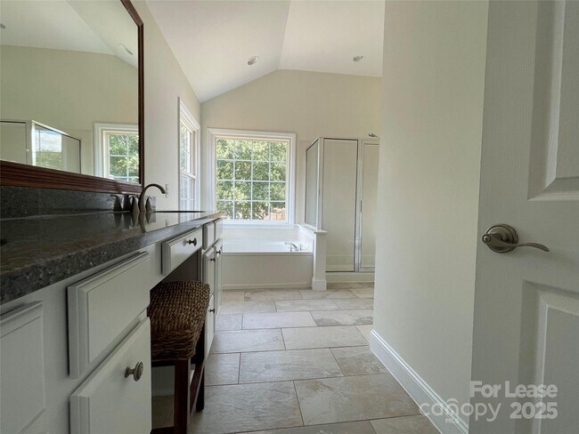 Building Photo - 8509 Netherfield Ct