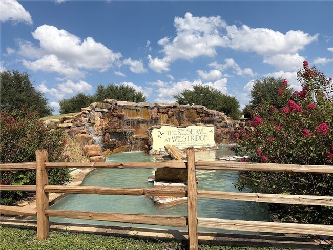 Building Photo - 112 Rustic Oak Ln