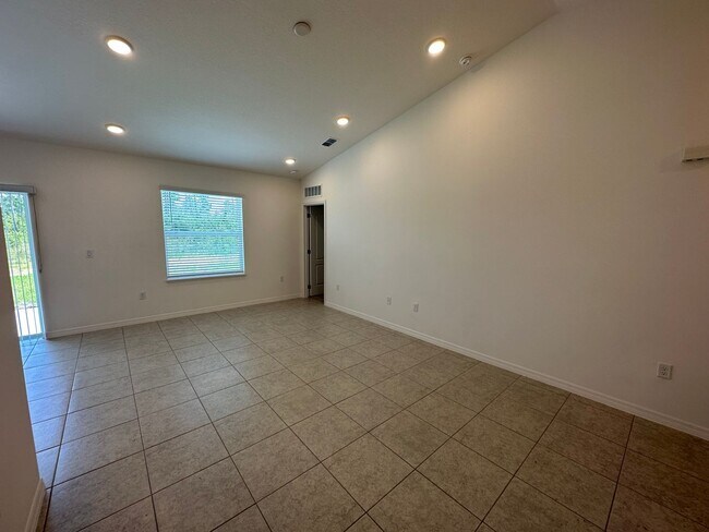 Building Photo - Brand new 3 bedroom 2 bathroom home in desired Indian Lake Estates