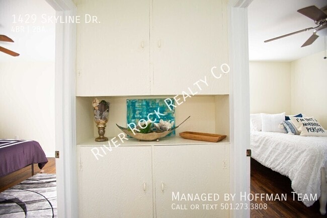 Building Photo - 1429 Skyline Dr