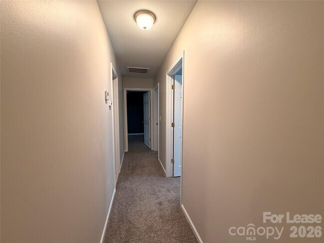 Building Photo - 4413 Gondola Ave