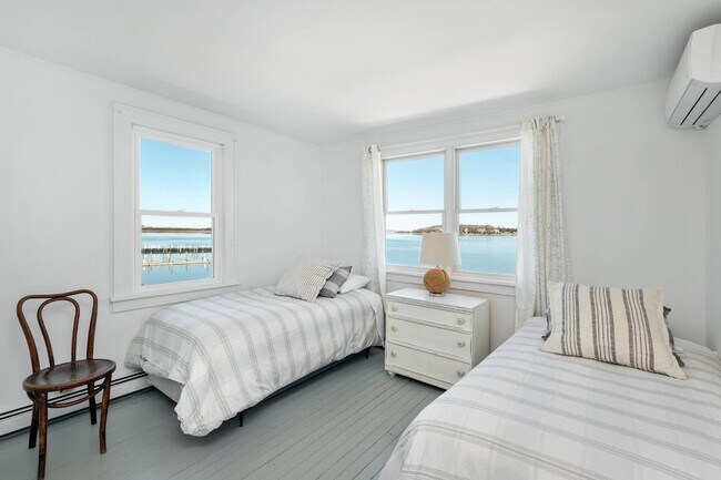 Building Photo - 56 N Cartwright Rd