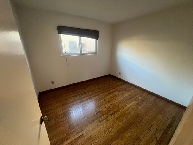 Building Photo - Beautiful 4 bed 2 bath home in Sunnyvale. Must see!