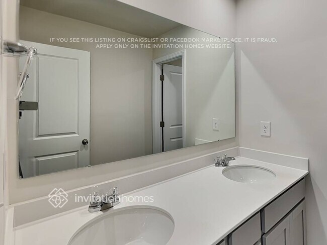 Building Photo - 2616 Turtle Point Rd