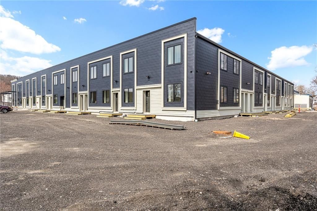 Building Photo - 50 Murray St