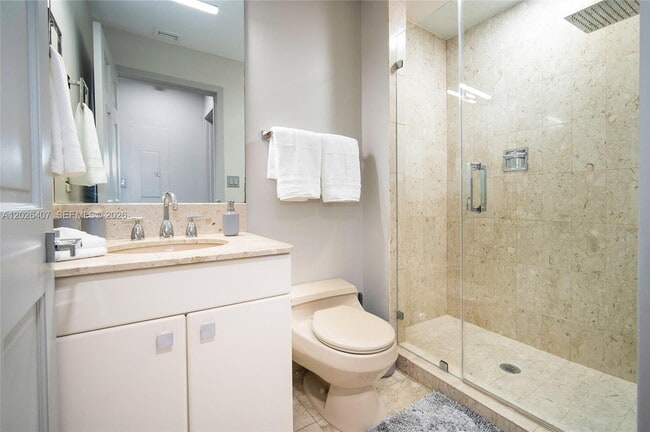 Building Photo - 19211 Fisher Island Dr