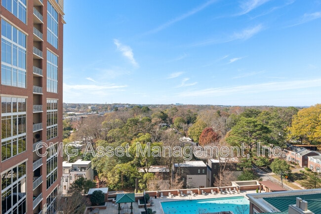 Building Photo - 1820 Peachtree St NW