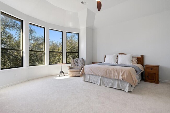 Building Photo - 172 Mirafield Ln