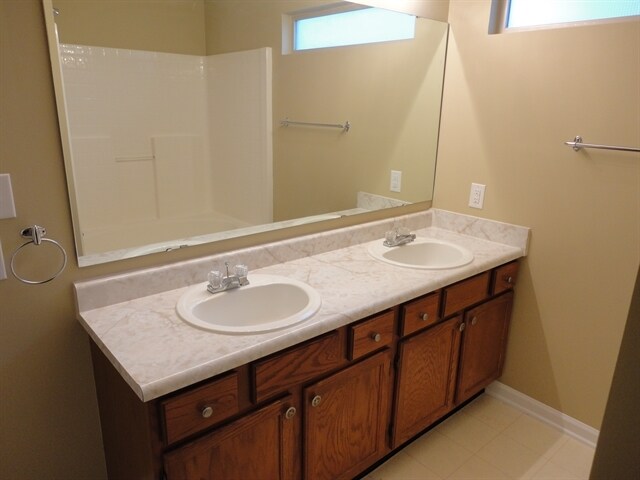 Building Photo - 10193 Stillwell Dr