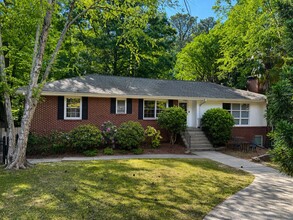 Building Photo - 1596 Deer Park Rd NE