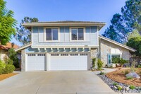 Building Photo - Light and Bright Beautiful Home in Carmel ...