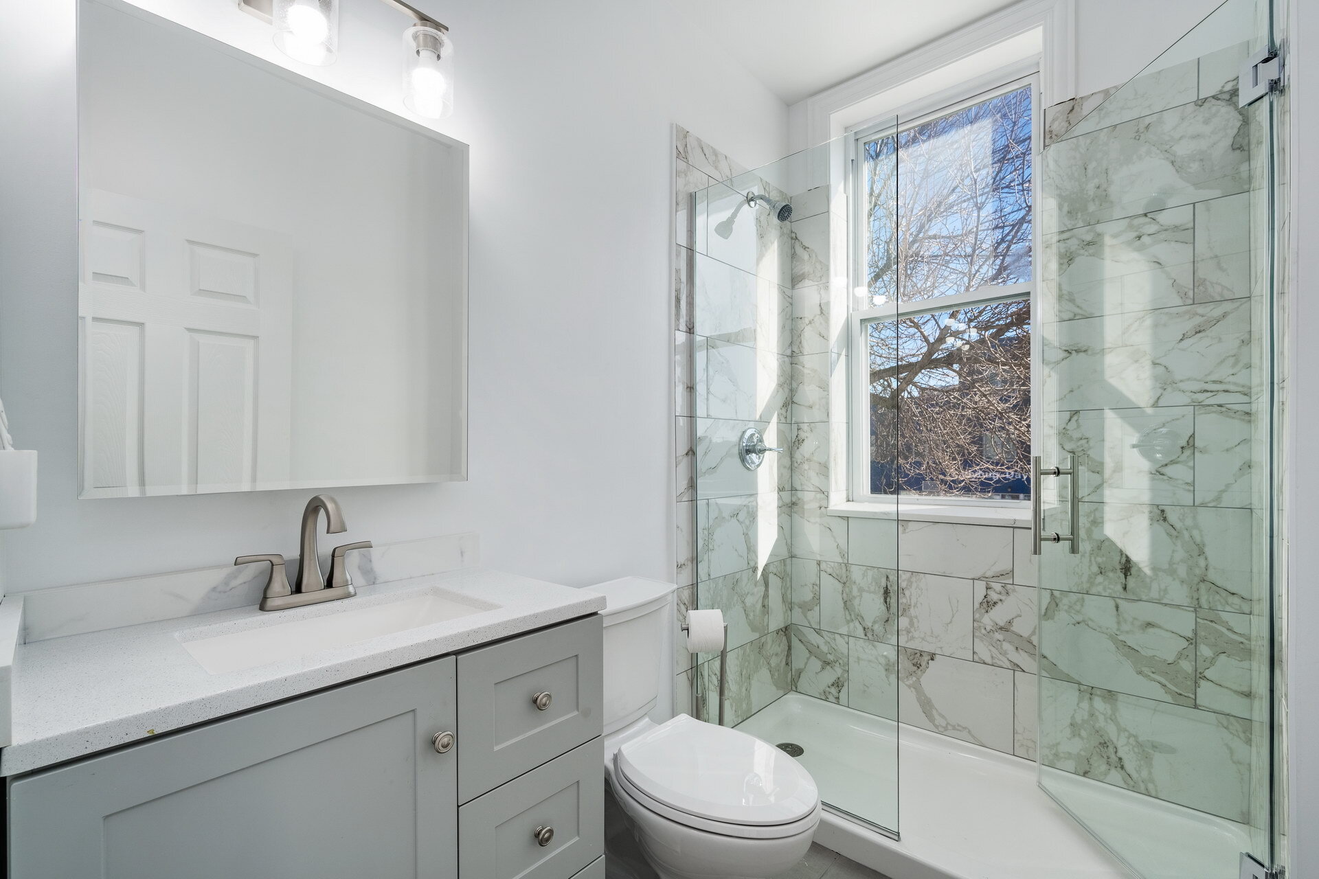 Building Photo - 4001 N Elston Ave