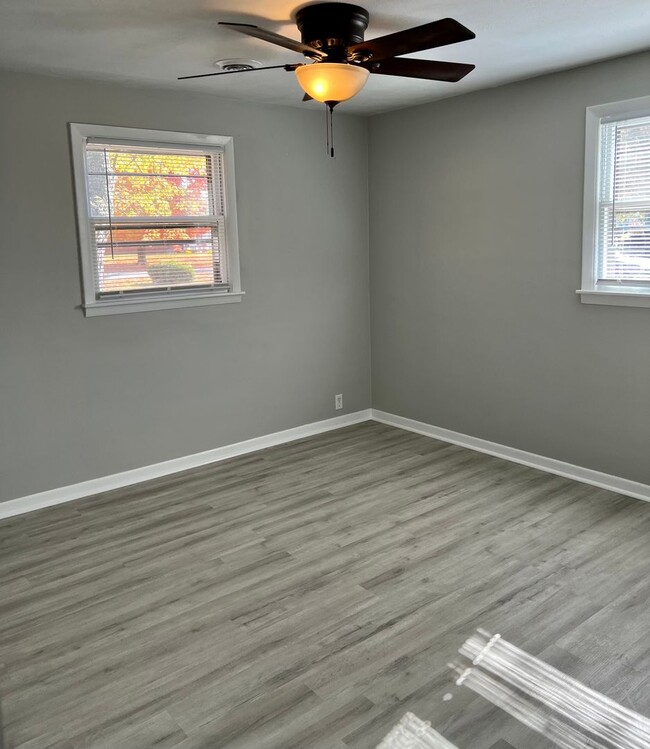 Building Photo - Newly renovated 3-Bedroom North Side Home ...