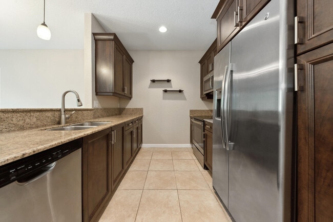 Building Photo - 5911 Monterra Club Dr