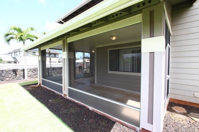 Building Photo - Mililani Mauka