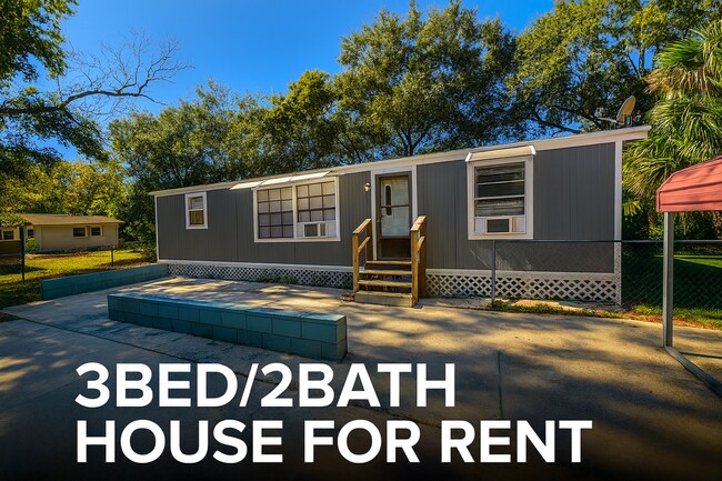 Primary Photo - Lovely Home is Quiet Southwest Jacksonville Neighborhood