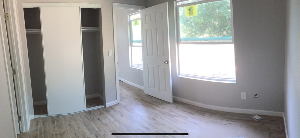 Building Photo - 4393 Cartagena Dr