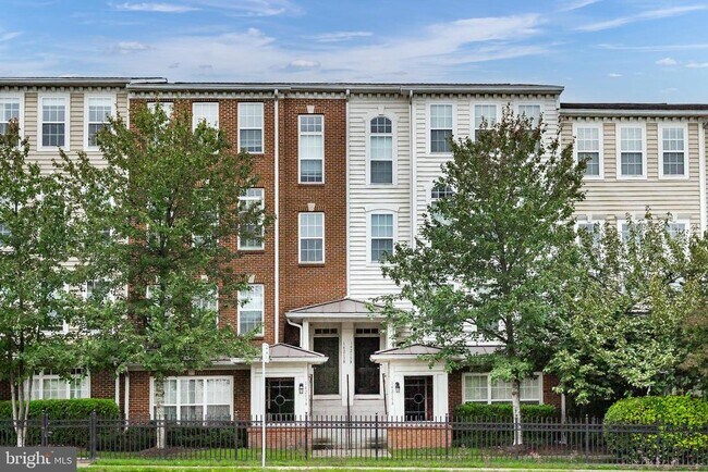 Building Photo - 14213 St Germain Dr
