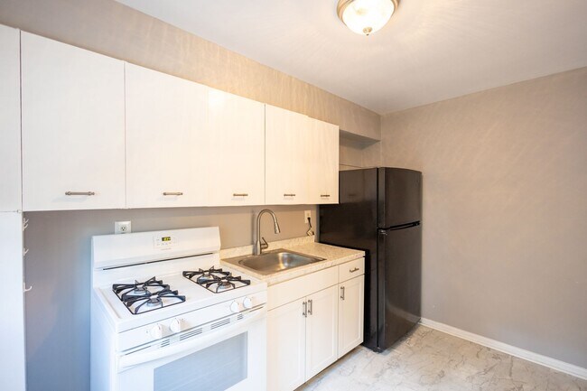 Building Photo - Lovely 3 BR/2.5 BA EOG Townhome in Temple ...