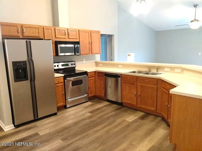 Building Photo - 3547 Whisper Creek Blvd
