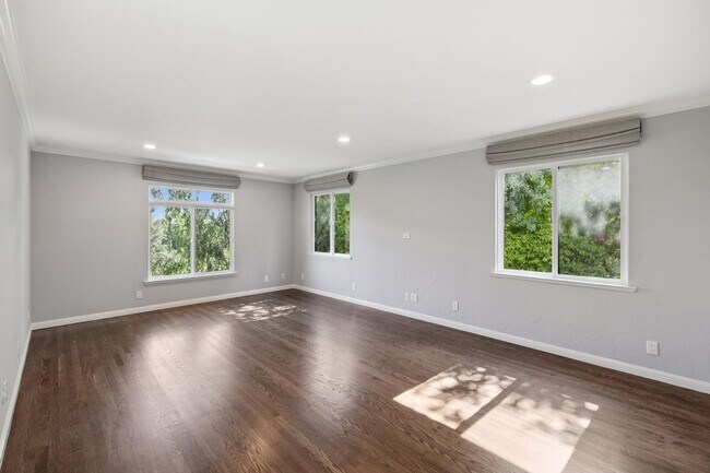 Building Photo - Elegant Two-Story Home with Backyard Oasis...