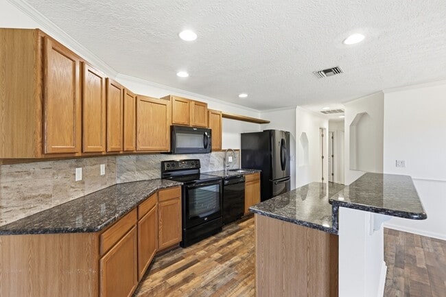 Building Photo - 13205 Mountain View