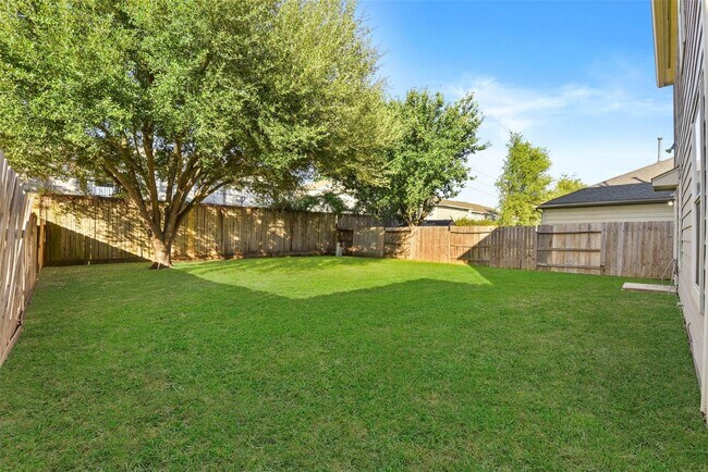 Building Photo - 822 Grand Plains Dr