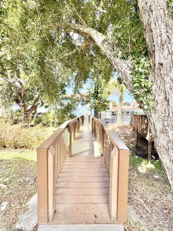 Building Photo - 2723 N Poinciana Blvd