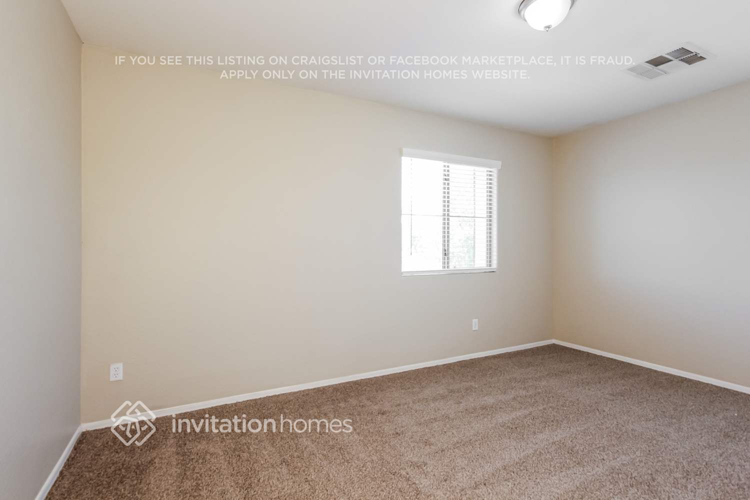 Building Photo - 7715 S 25th Ave