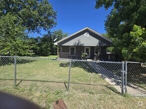 Building Photo - 2741 Connor Ave