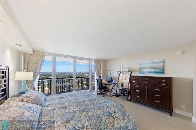 Building Photo - 4280 Galt Ocean Dr