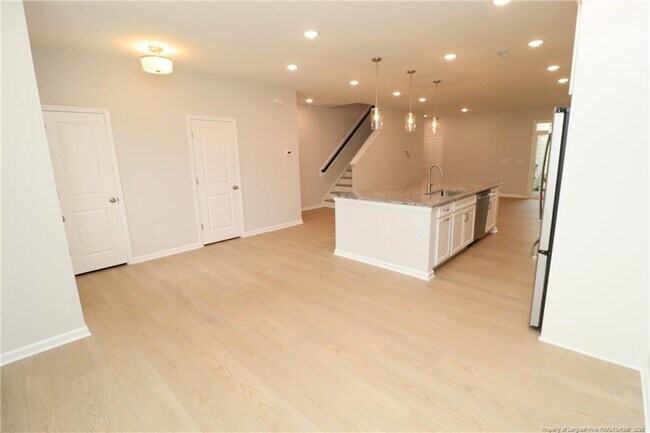 Building Photo - 3131 Cathedral Comb Dr