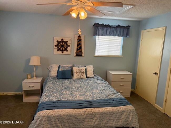 Building Photo - 604 Robin Rd