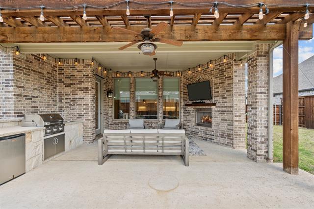 Building Photo - 3861 Dewberry Ln