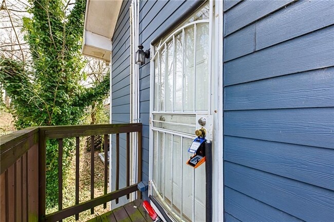 Building Photo - 987 Dimmock St SW