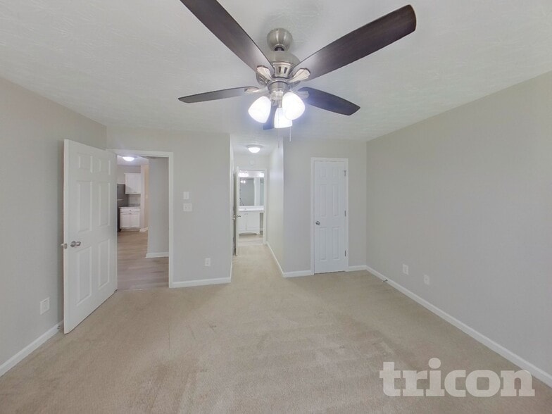 Building Photo - 305 Little Creek Rd SE