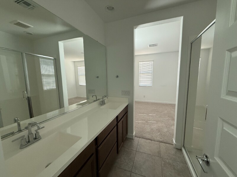 Building Photo - 8344 N 170th Ln