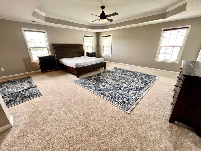 Building Photo - 3006 Farm View Dr