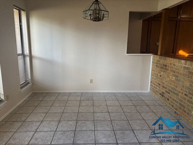 Building Photo - 3625 Briargrove Ln