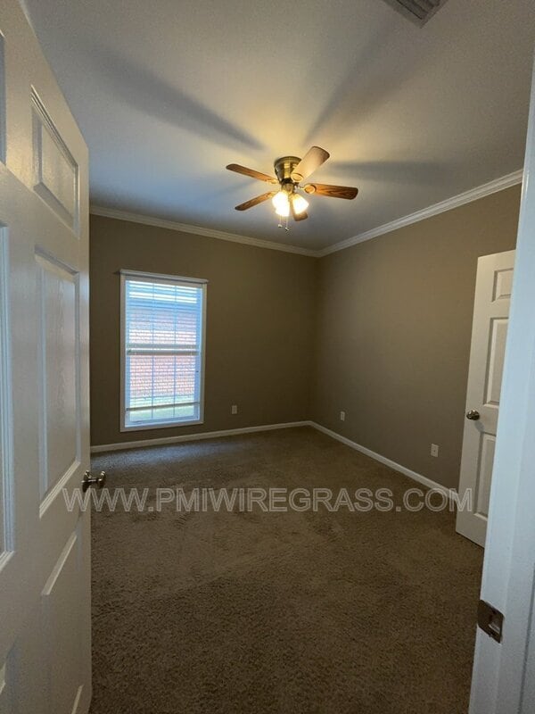 Building Photo - 249 Windsor Garden Dr