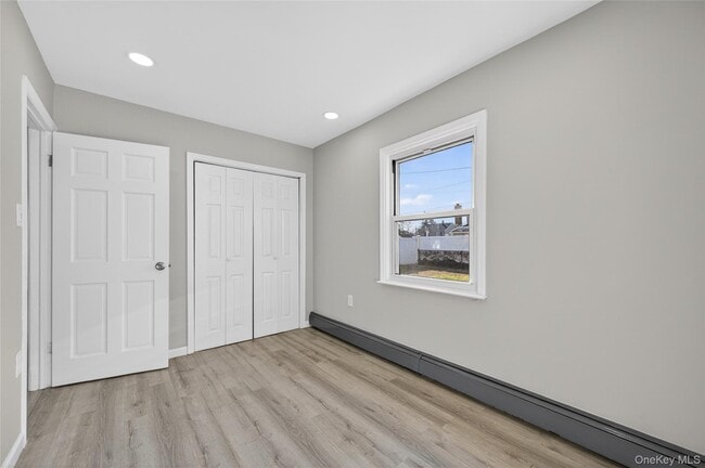 Building Photo - 28 Candle Ln