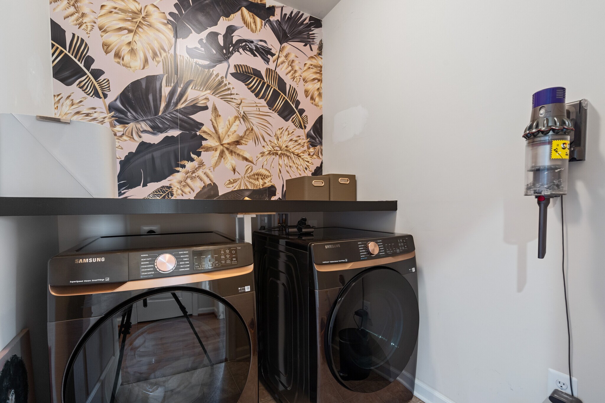 Building Photo - 500 Overlook Park Dr