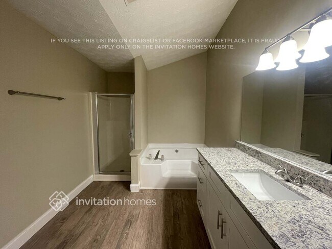 Building Photo - 2634 Laurel Woods Ln SE