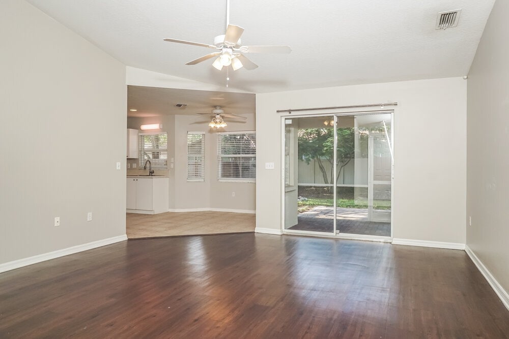 Building Photo - 4638 Breezy Pines Blvd